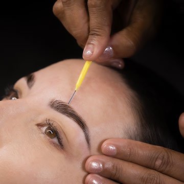 Eyebrows / Tinting / Hybrid